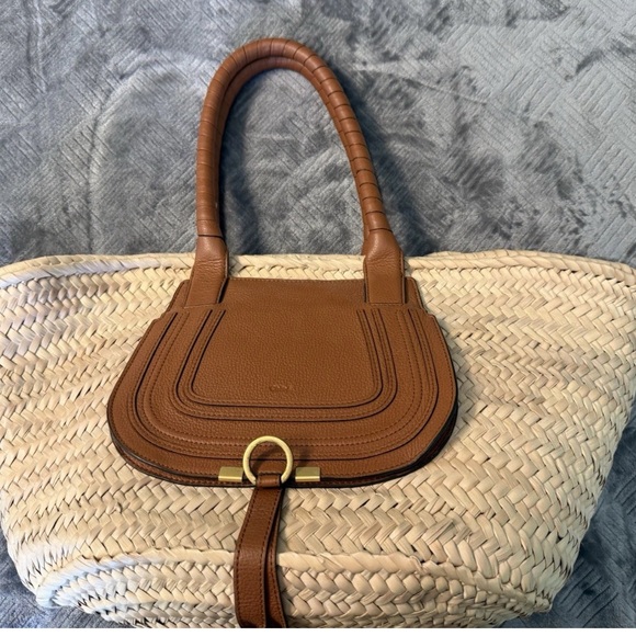 CHLOE Raffia Small Grain Calfskin
Medium Marcie Basket In Tan
Natural Color - Picture 9 of 10